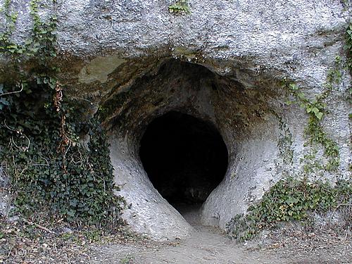 (c) TLR / Cavernes en Saintonge